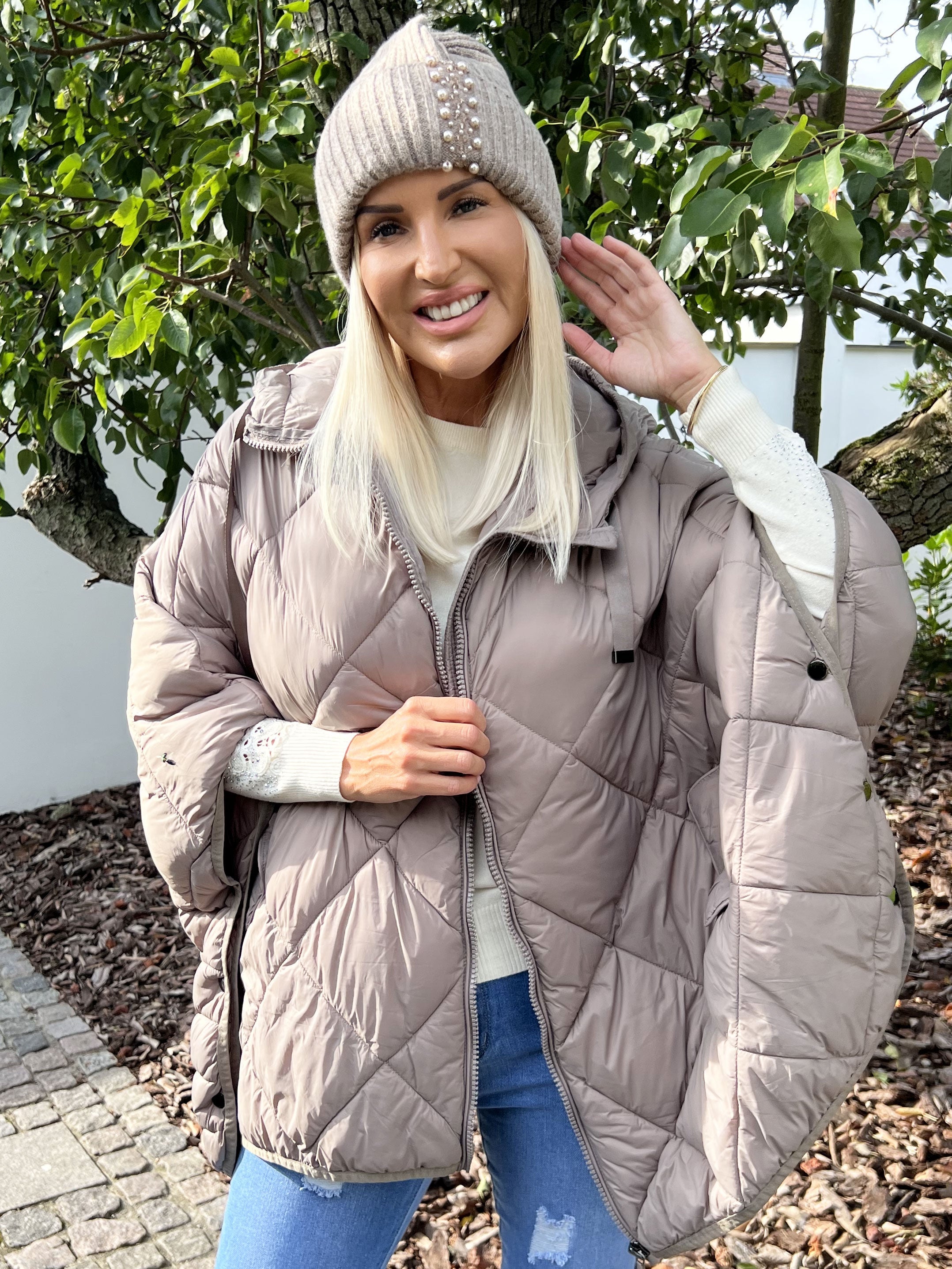 Floriza - Kort dunjacka i oversized passform